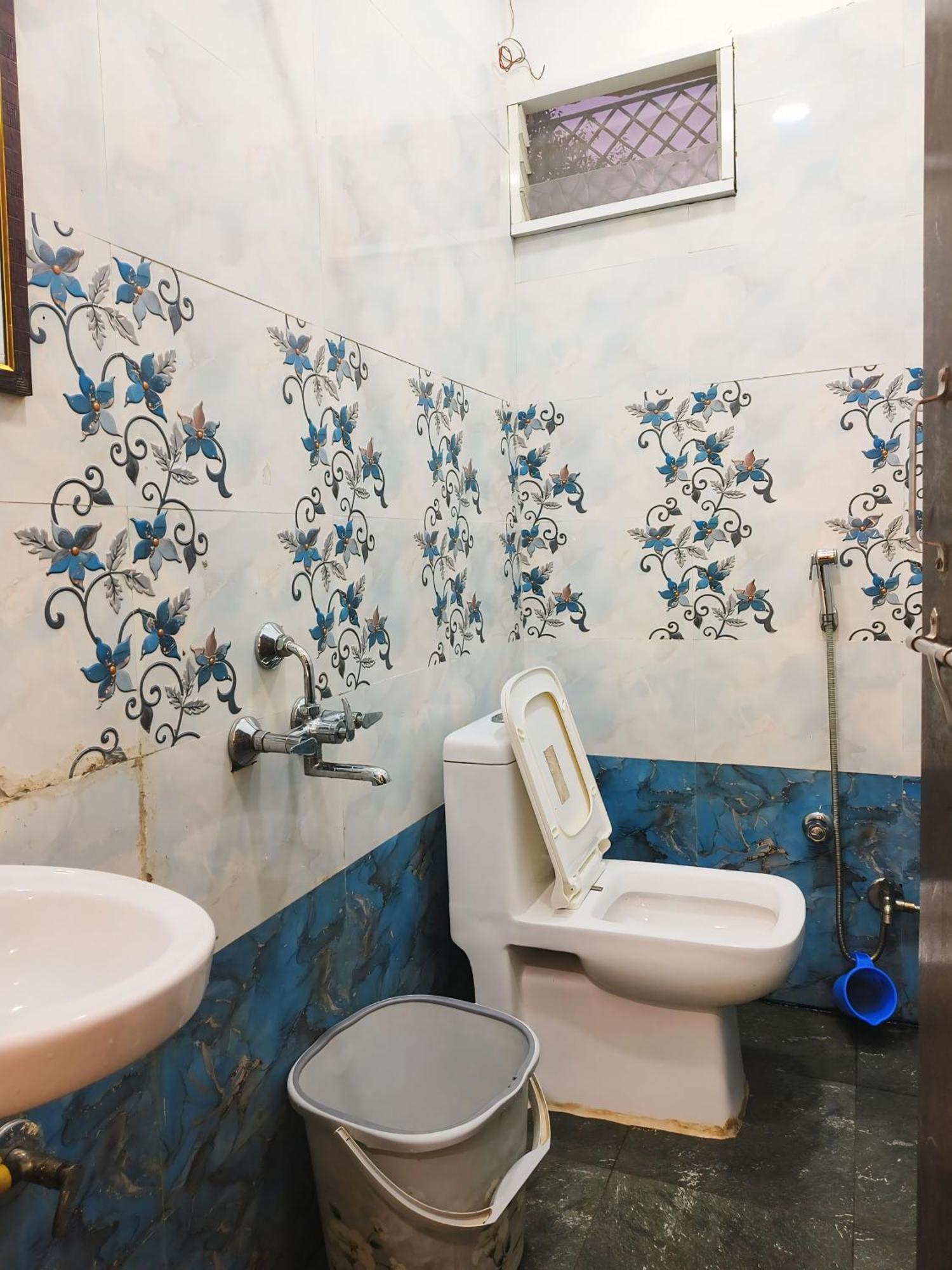 Shree Trilokeshwar Guesthouse ウッジャイン エクステリア 写真