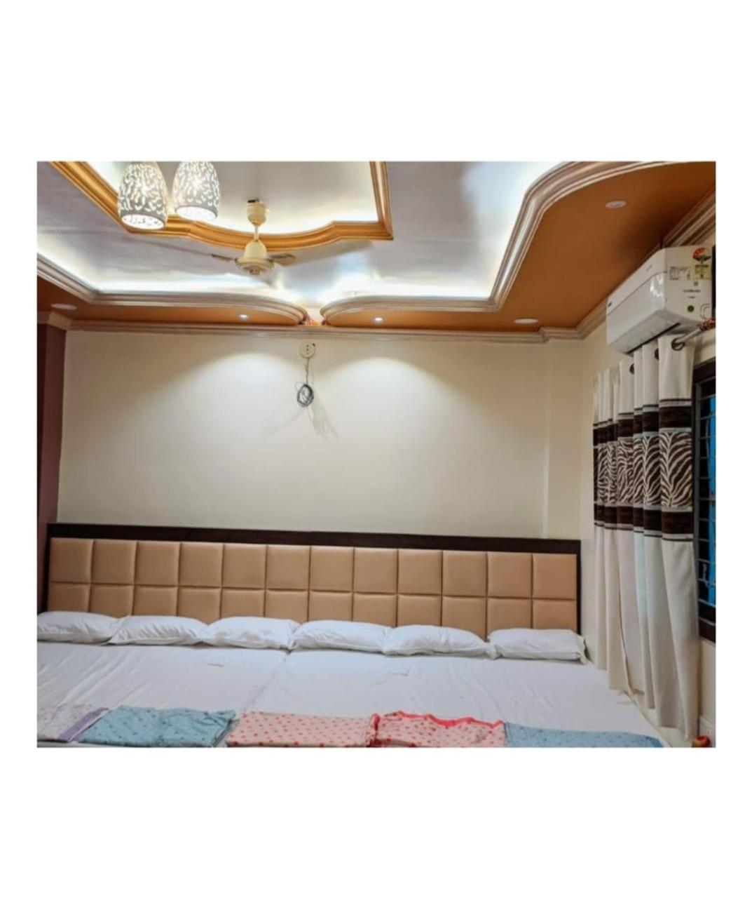 Shree Trilokeshwar Guesthouse ウッジャイン エクステリア 写真
