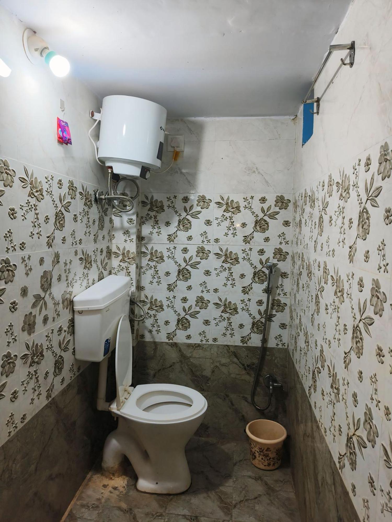 Shree Trilokeshwar Guesthouse ウッジャイン エクステリア 写真
